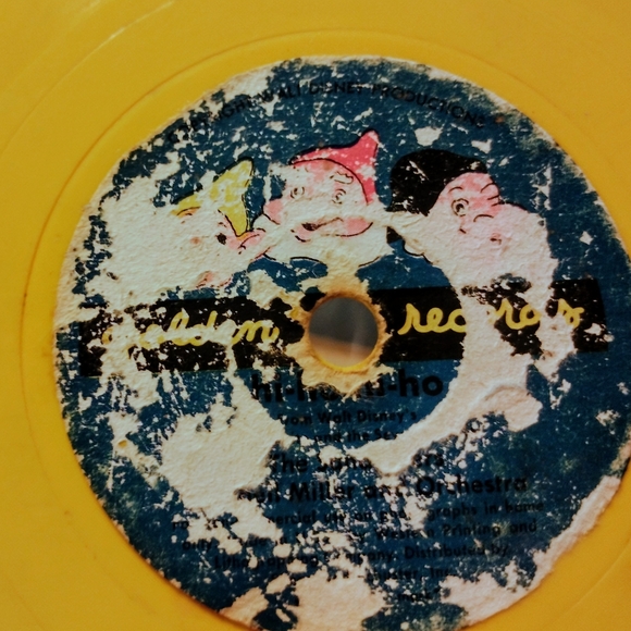 4 Vintage Small Children's Songs Golden Records - Picture 4 of 4